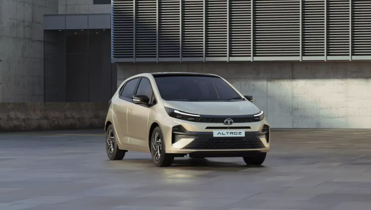 Tata Altroz 2025 Hatchback India front view